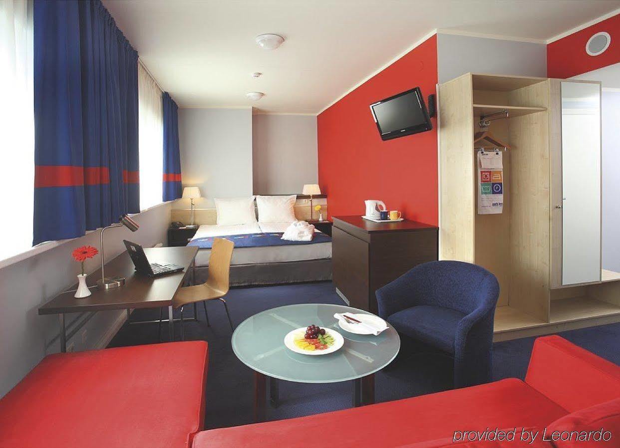 Green Park Hotel Vilnius Bagian luar foto